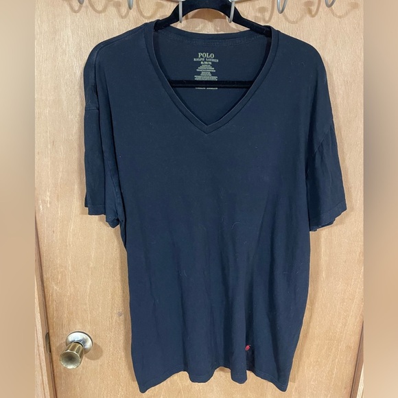 #45- POLO RALPH LAUREN-Black with Red logo v neck T-shirt - Picture 1 of 4
